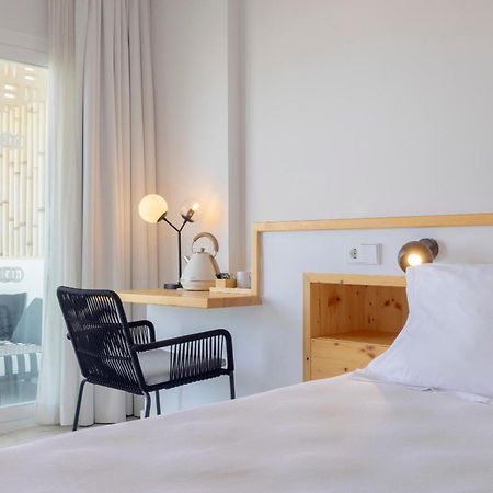 ホテル Hm Ayron Park - Adults Only プラヤ・デ・パルマ エクステリア 写真 A room at the hotel
