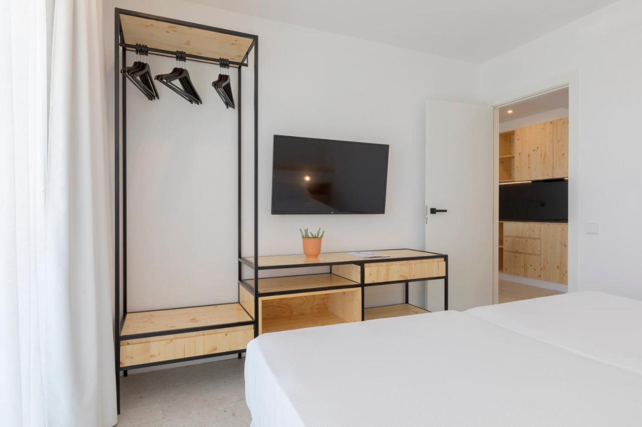 ホテル Hm Ayron Park - Adults Only プラヤ・デ・パルマ エクステリア 写真 A room at the hotel